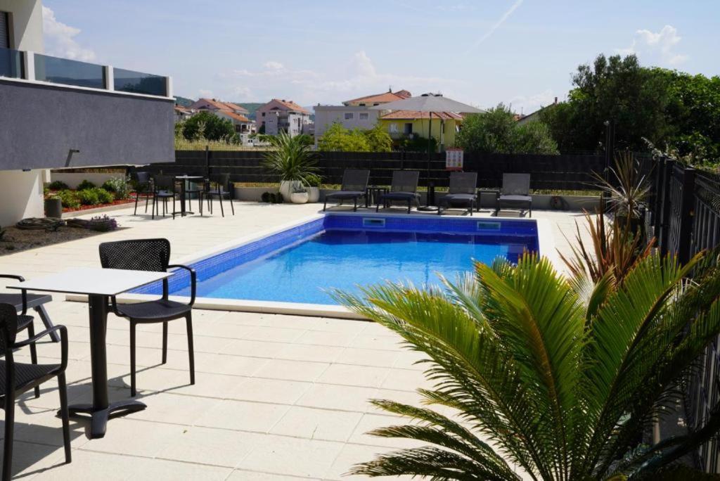 La Dolce Vita Apartment 特罗吉尔 外观 照片
