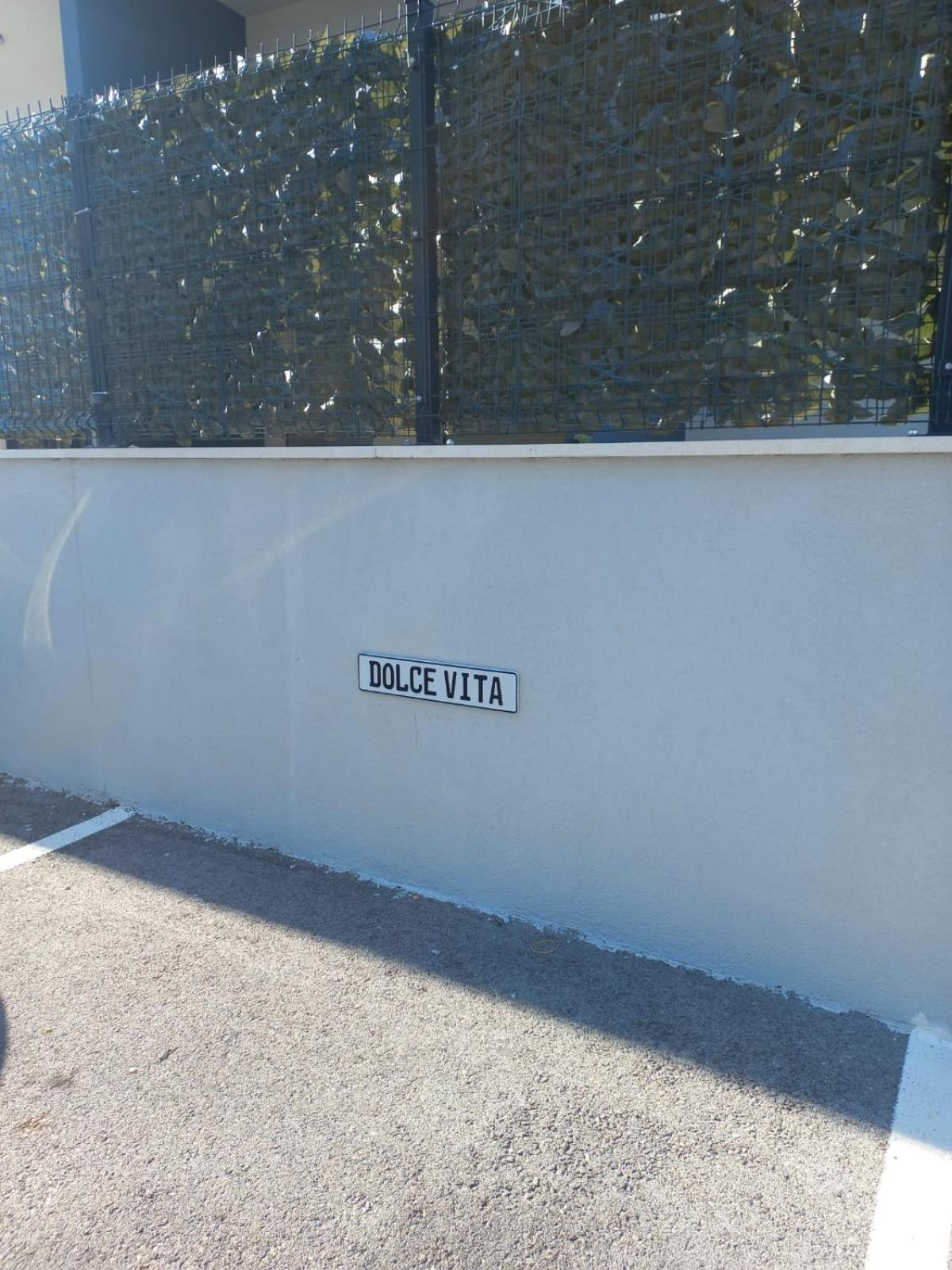 La Dolce Vita Apartment 特罗吉尔 外观 照片